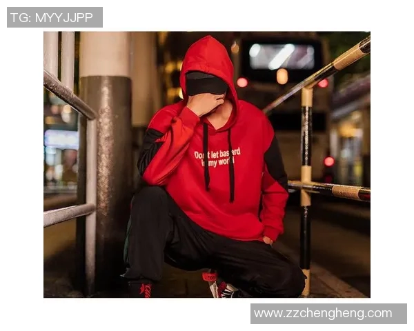 球星号码连帽卫衣潮流风尚 引领足球文化与街头时尚完美融合 球星号码连帽卫衣潮流风尚 引领足球文化与街头时尚完美融合