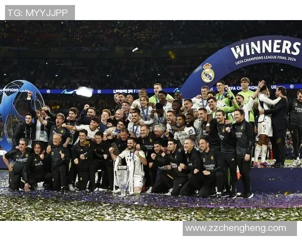 足球历史上最强一代球星排名探讨巅峰球员的时代与成就 足球历史上最强一代球星排名探讨巅峰球员的时代与成就