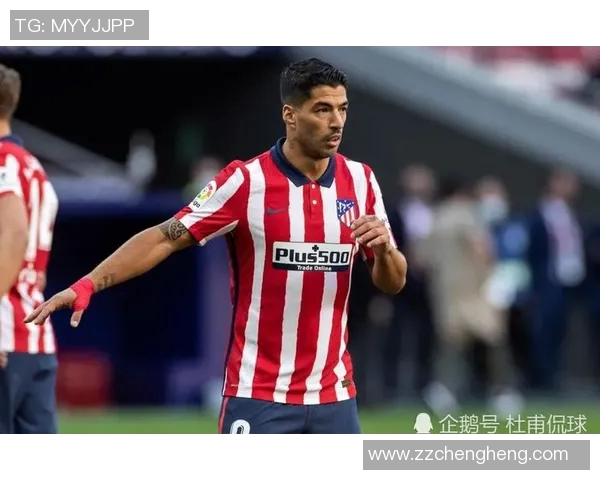 卡福带球突破展现绝佳脚法一脚精准助攻成为赛场焦点 卡福带球突破展现绝佳脚法一脚精准助攻成为赛场焦点